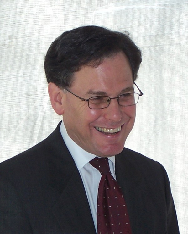 Report: Clinton Confidant Sidney Blumenthal Spread Birther Rumors in 2008 (Updated)