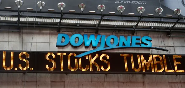 Trump alarms Wall Street with $400 billion Chinese tariff threat