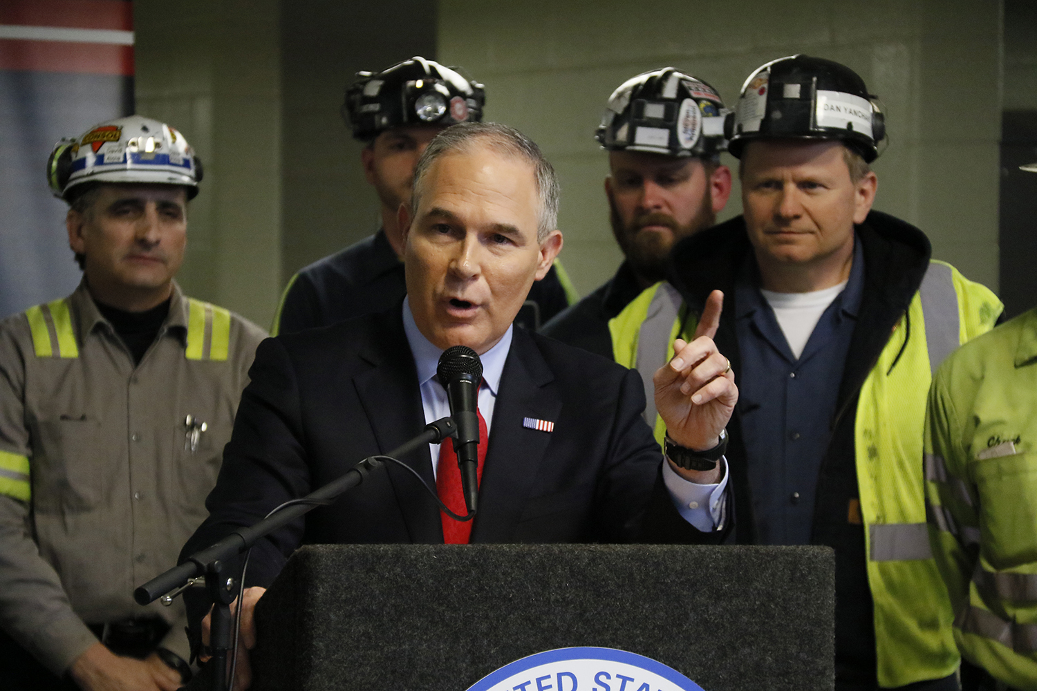 EPA’s Pruitt reaches out to House coal supporters