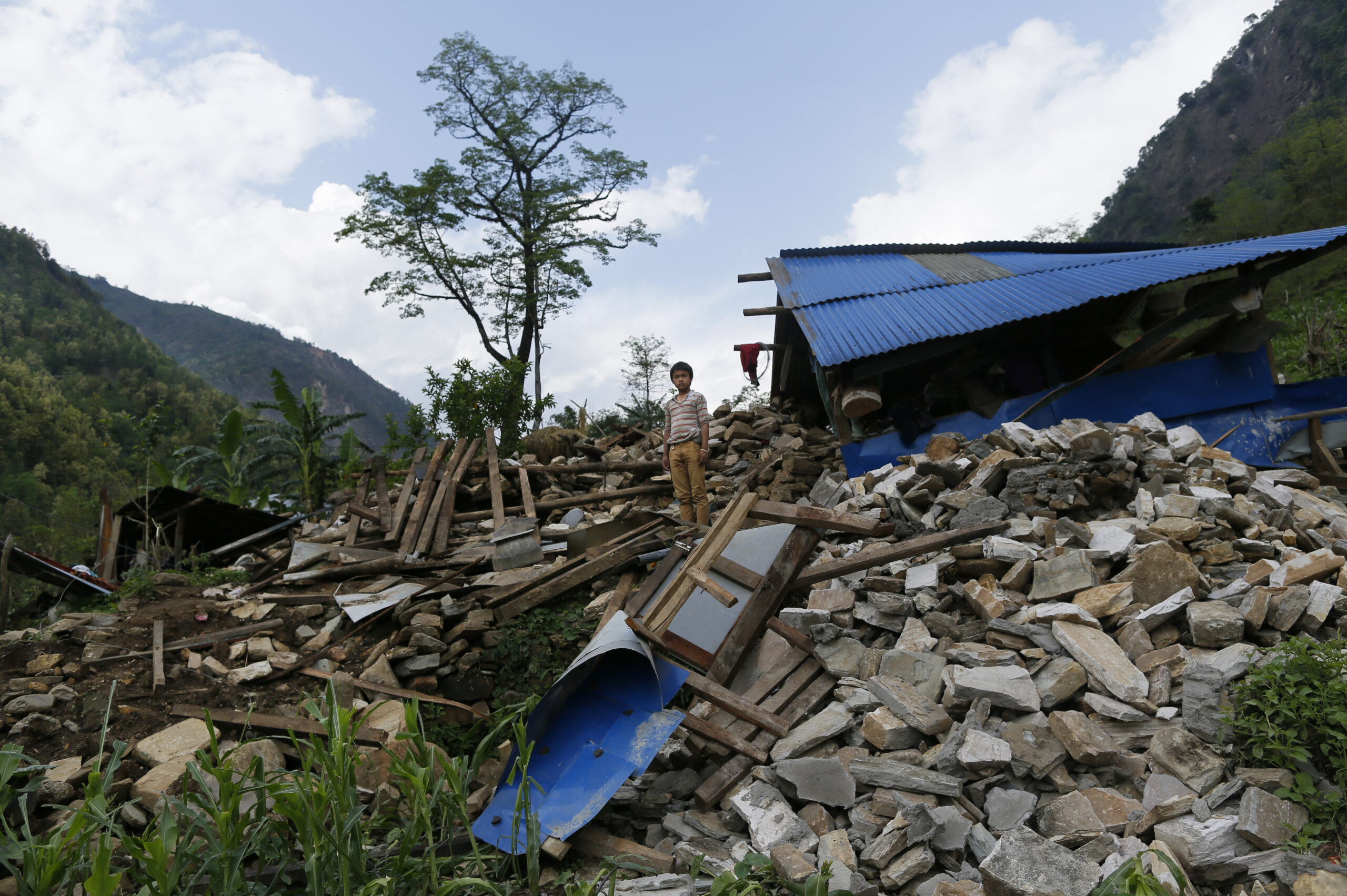Nepal army chief: Earthquake death toll may reach 15,000