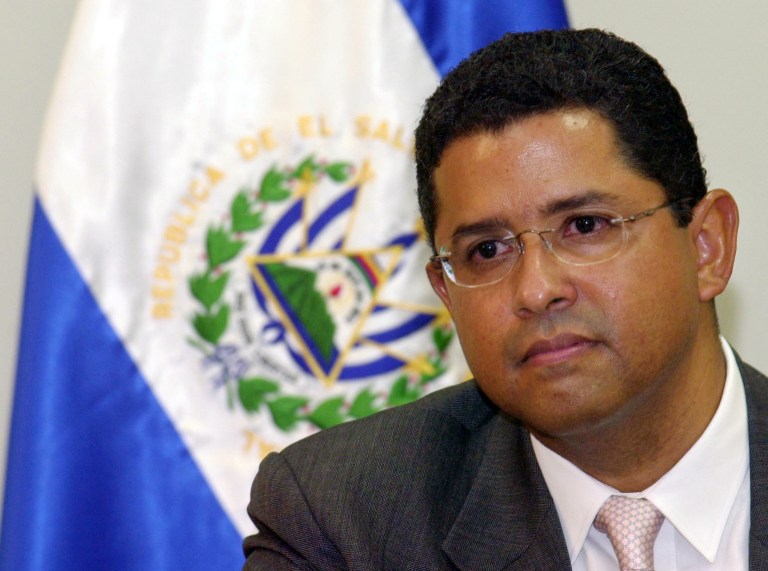 FILE - In this Jan. 13, 2005 file photo, former President of El Salvador Francisco Flores announces his candidacy for Secretary General of the Organization of American States (OAS) at the presidential house in San Salvador, El Salvador. El Salvador's top prosecutors are seeking on Wednesday, April 30, 2014  the arrest of Flores, who is accused of embezzlement, illegal enrichment and disobedience.  (AP Photo/Luis Romero, File)