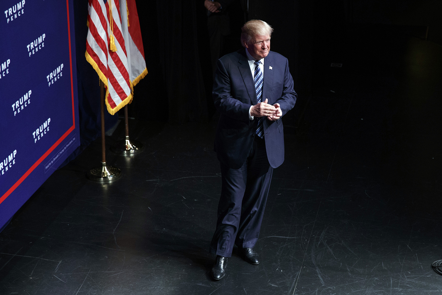 Trump to hammer away at Obamacare in final days