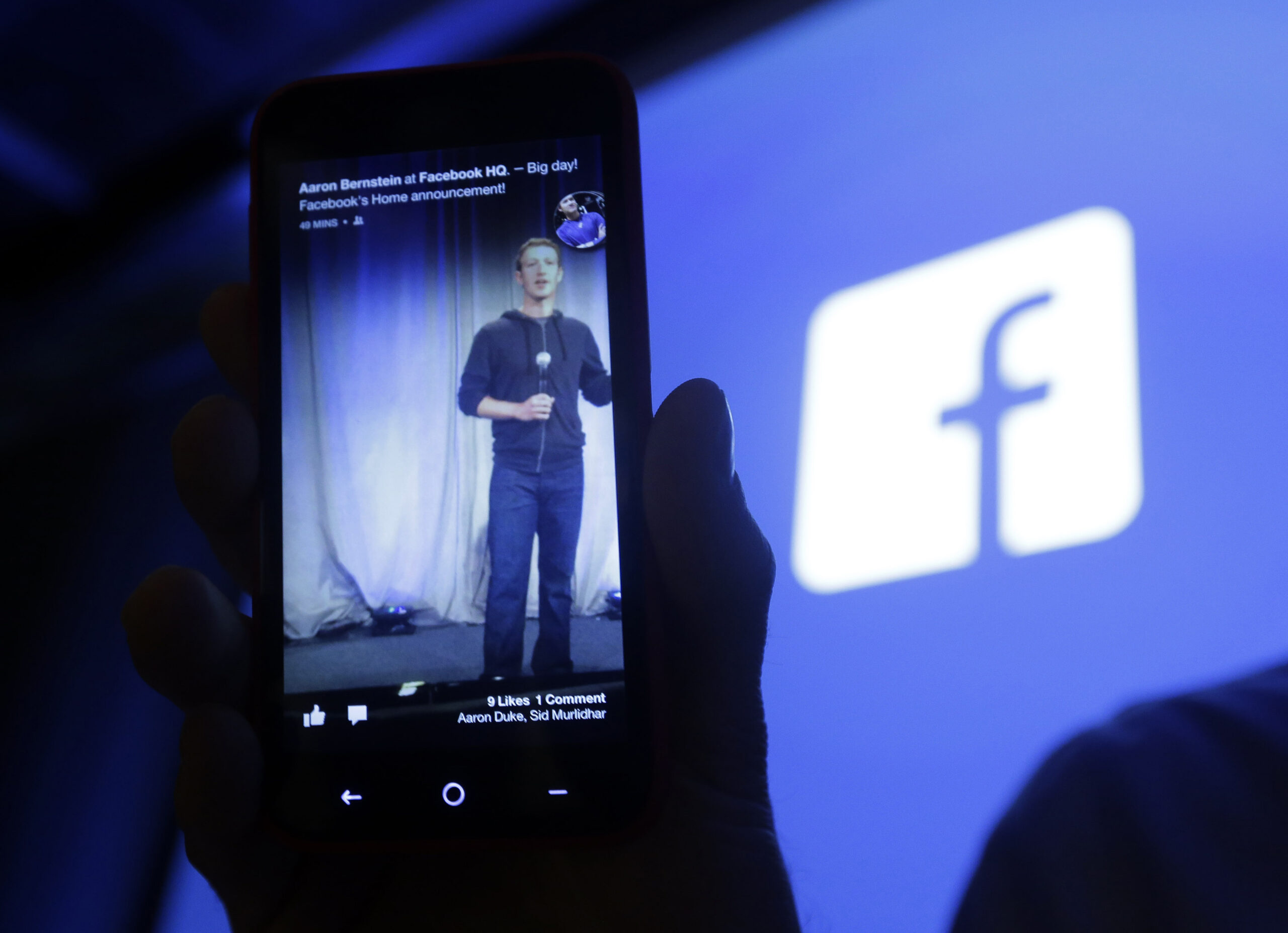 Facebook stock takes a $50 billion hit from Cambridge Analytica probe