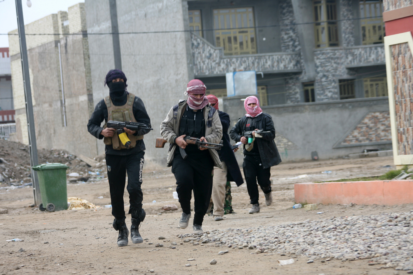 Biden calls Iraqi leaders amid sectarian violence