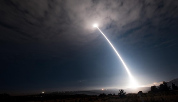 US runs successful ICBM test launch in California