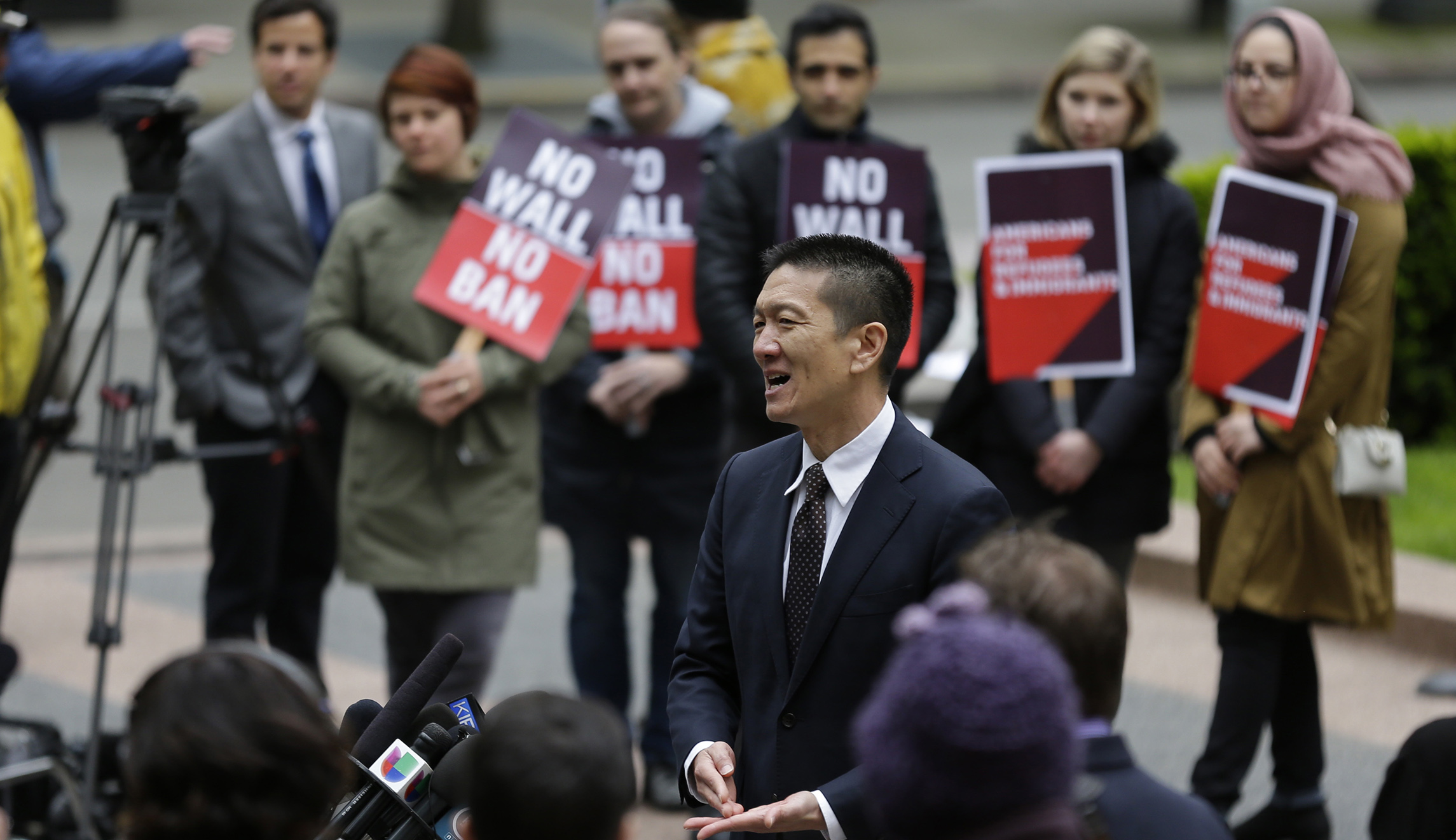 Hawaii files emergency motion to challenge implementation of Trump’s travel ban