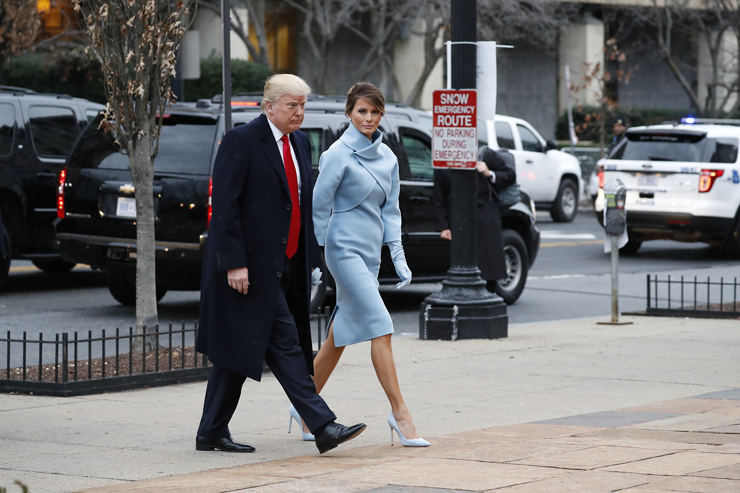 Watch: Trump arrives at DC church before inauguration