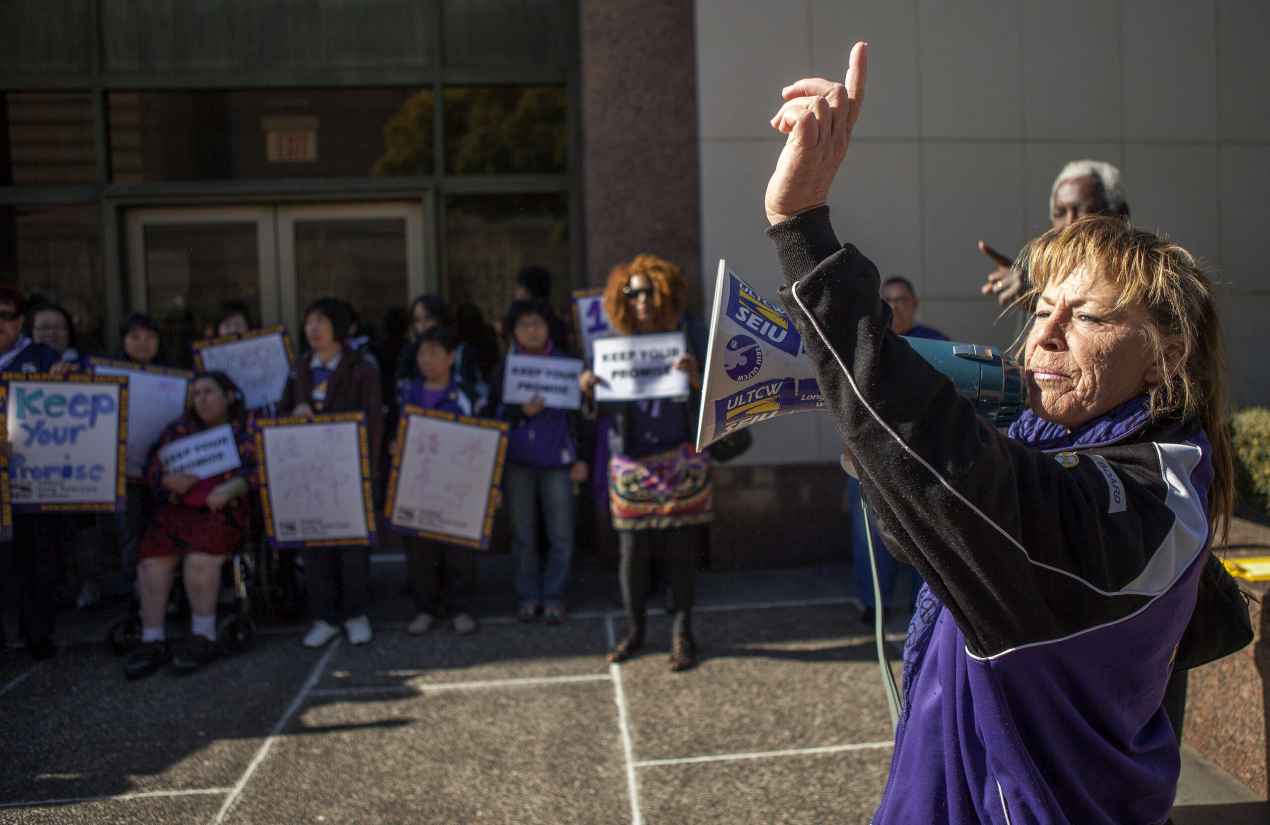 Caregivers leave Midwest union in droves one year after Harris v. Quinn