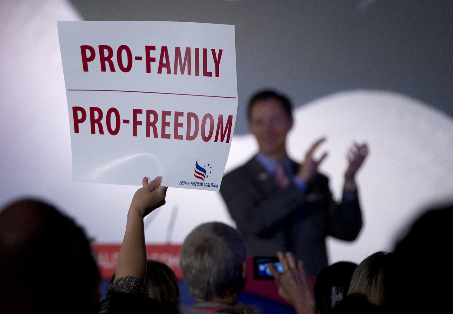 Conservatives try to push lobbyists out of the Republican National Committee