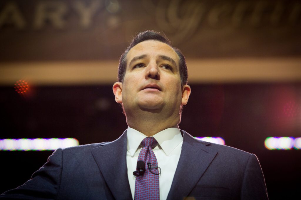 1.1 billion Twitter hits for Cruz in online rally, setting records