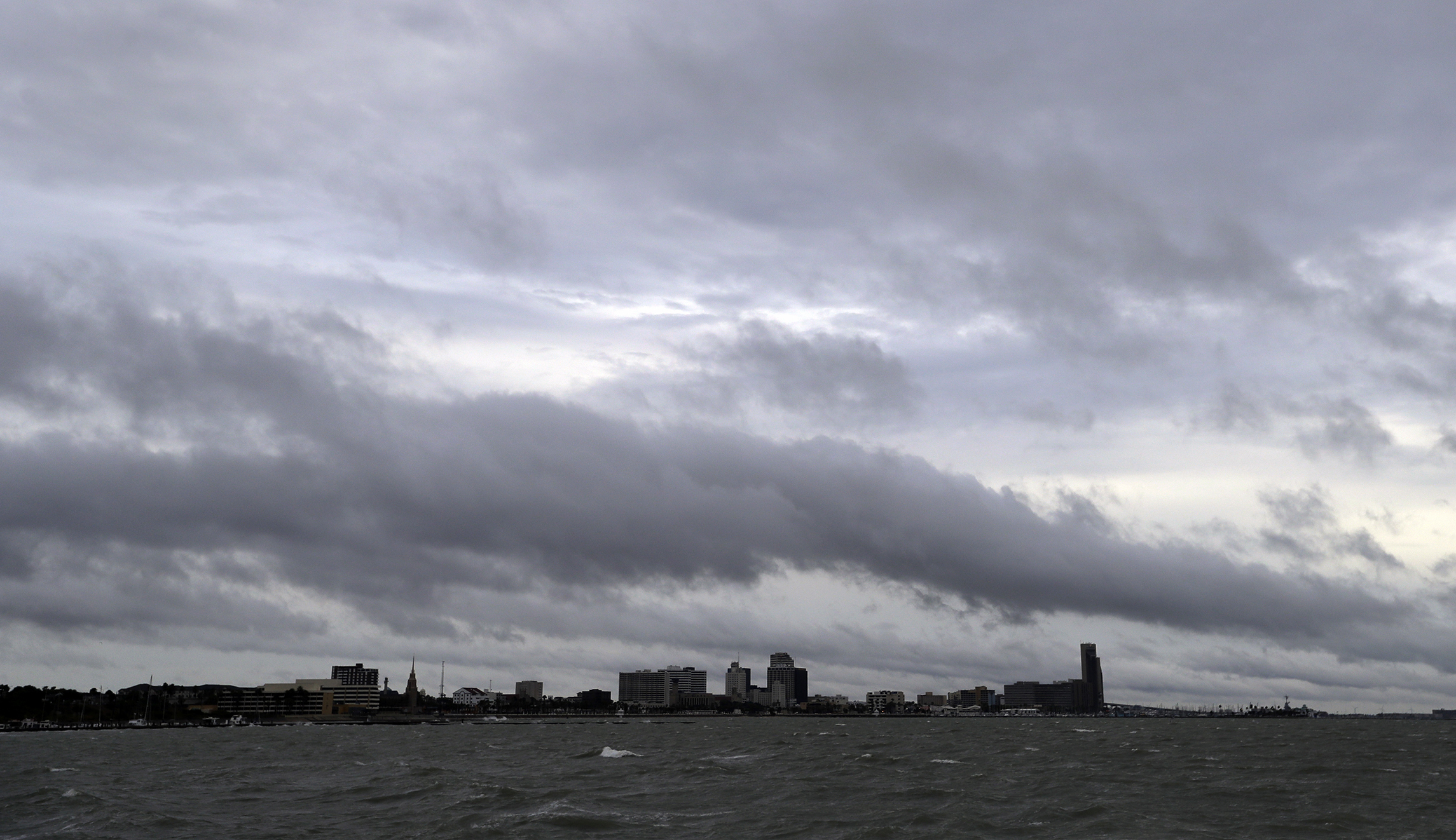 Feds move illegal immigrant detainees away from Hurricane Harvey