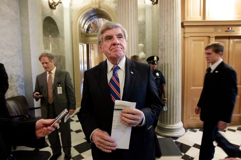 Obama blames Senate GOP for killing jobs plan