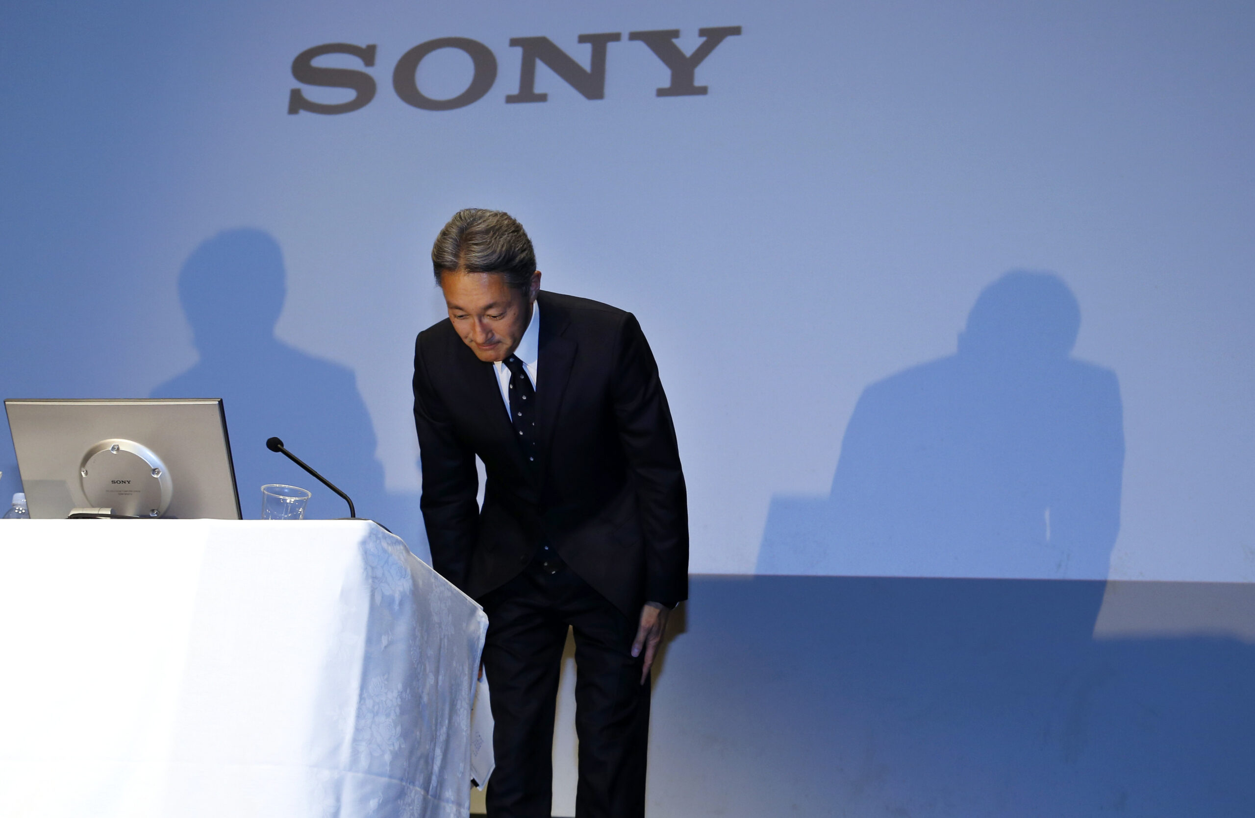 Sony forecasts $2B loss as smartphones lag