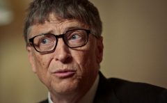 Bill Gates was reportedly chided for extramarital messages over a decade ago