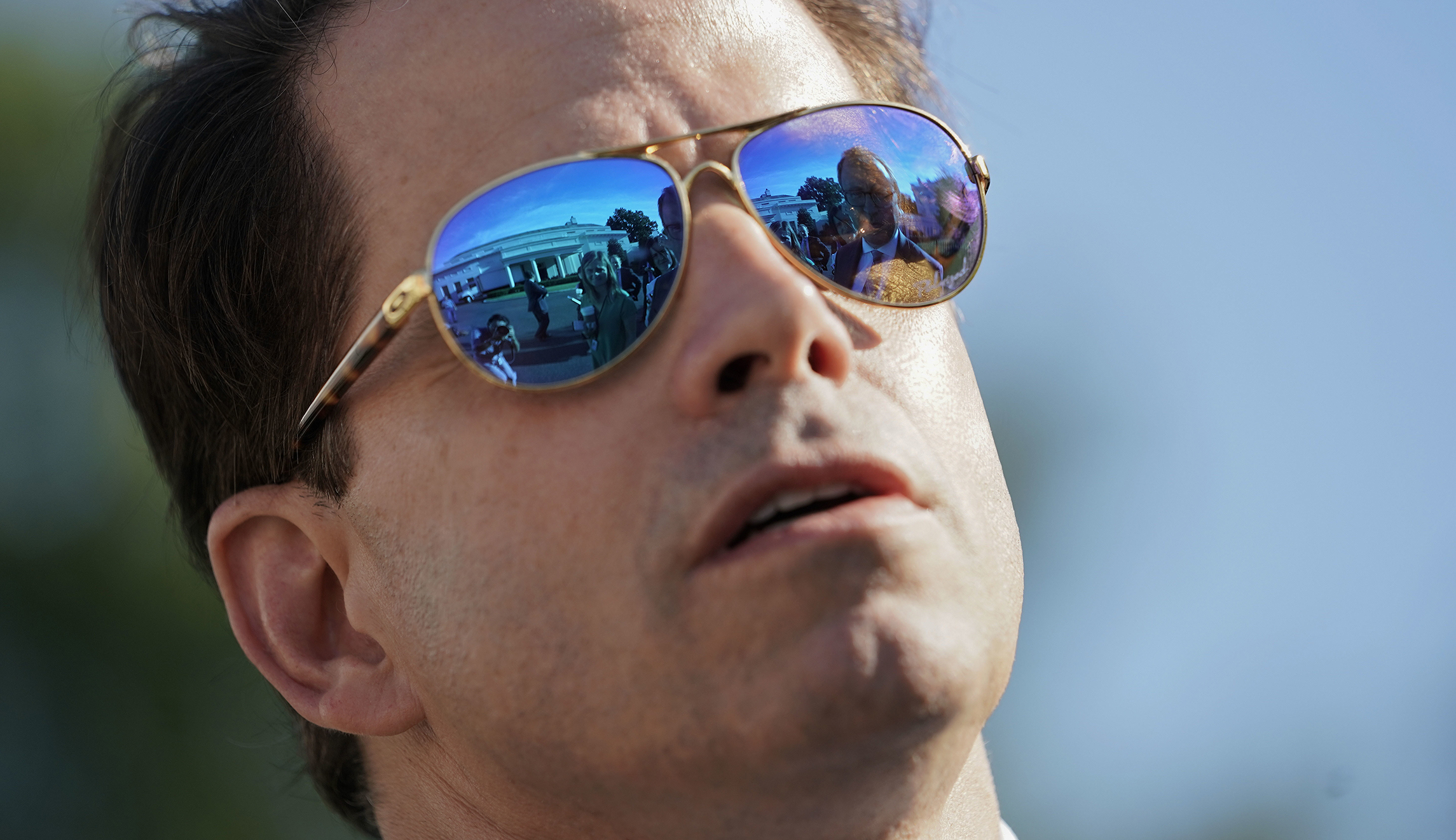 Anthony Scaramucci touches on his sunglasses, Stephen Colbert in Internet interview
