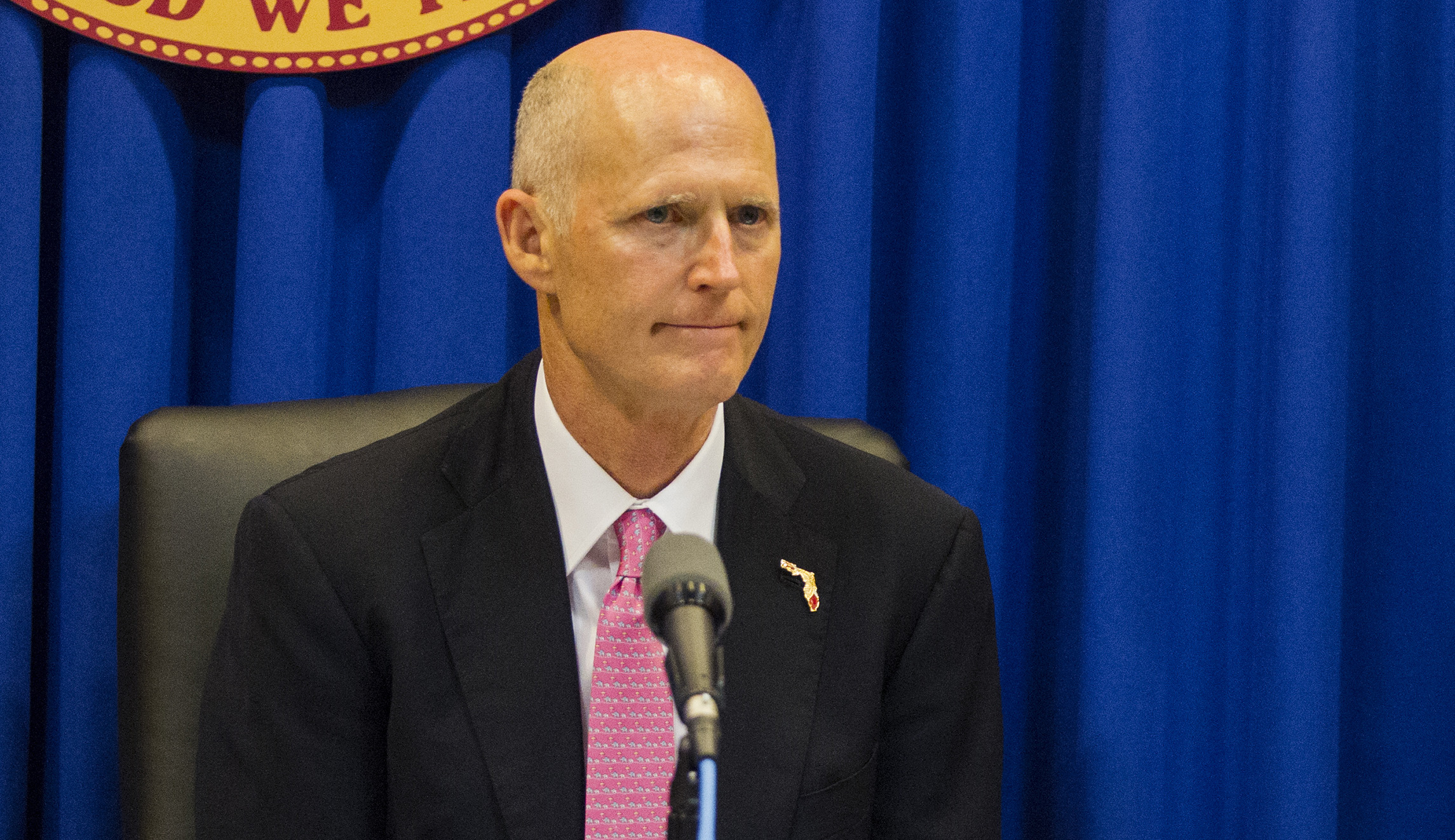 Florida will ban gun sales to people under 21 years old