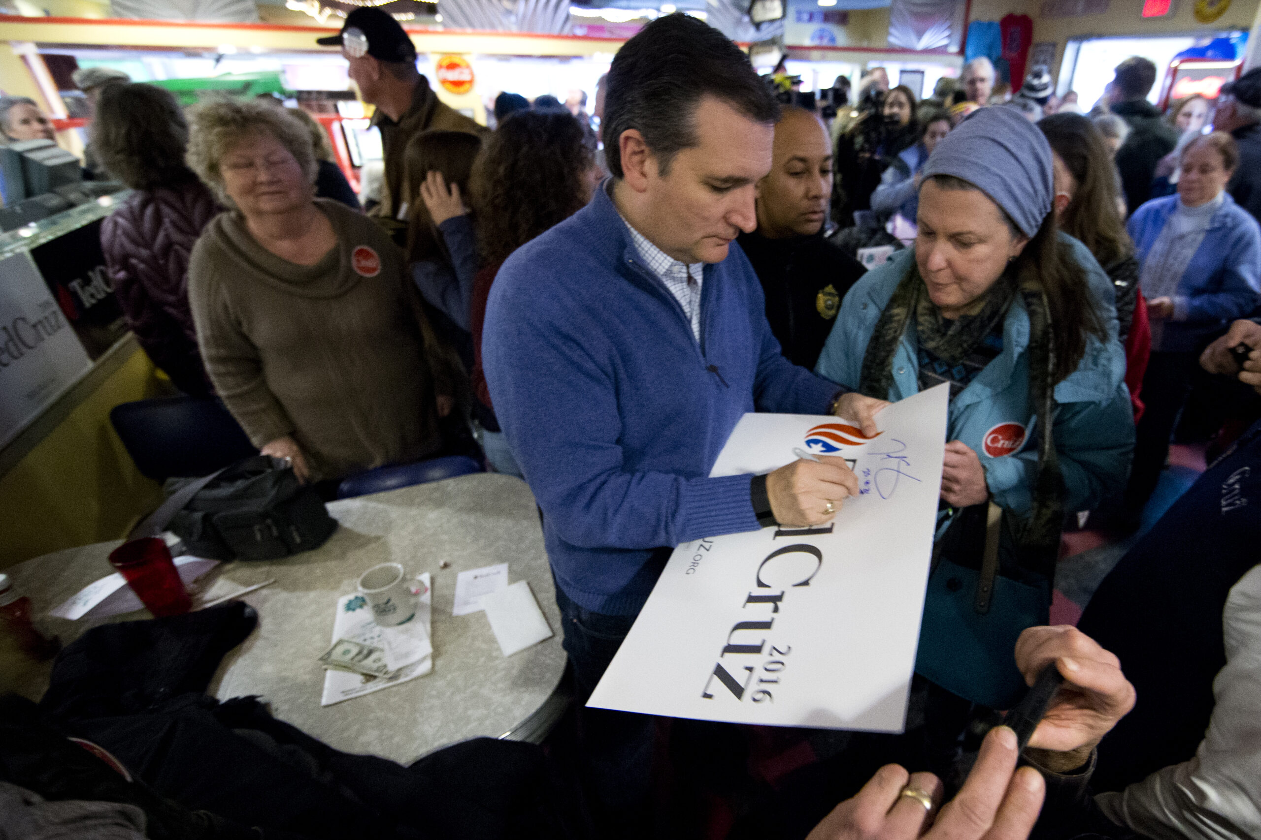 Pro-Cruz super PAC makes $2.5M ad buy in Iowa, S.C.