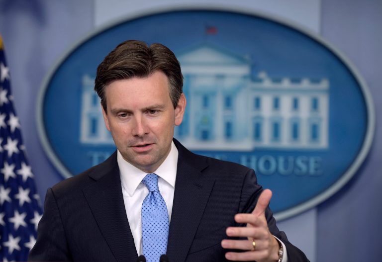 Asked how President Obama's deportation policy differs from the one Donald Trump is currently espousing, Earnest said it was hard to tell. (AP Photo)