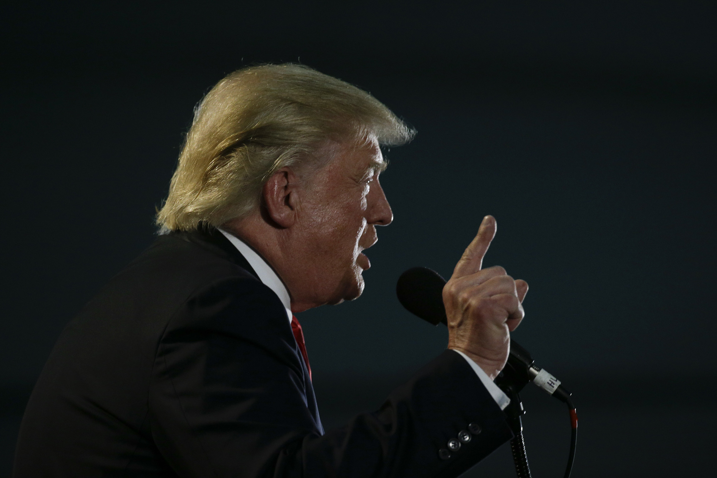 Trump gives Clinton a new nickname