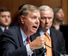 GOP senators push for special prosecutor to probe security leaks