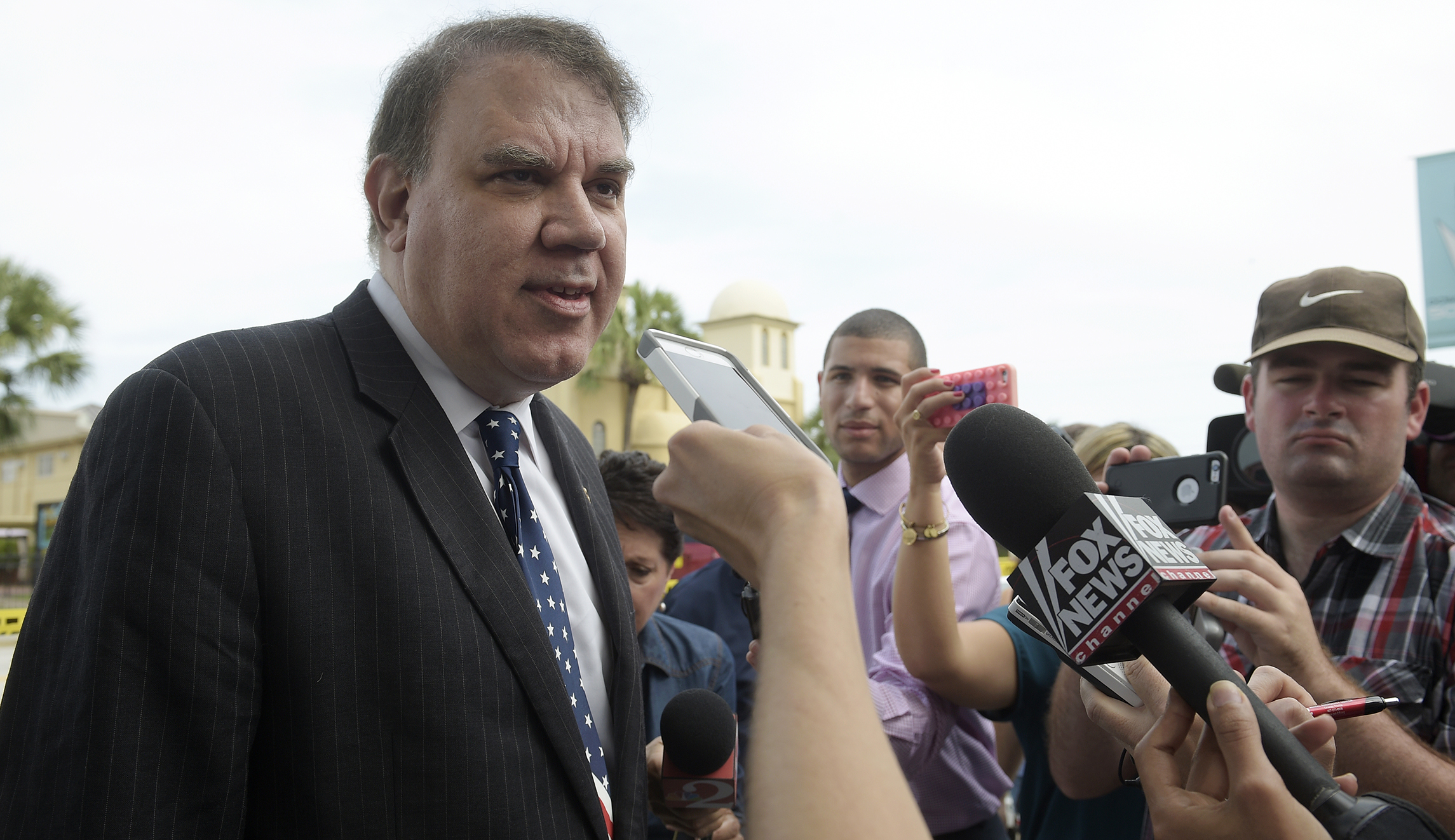 PolitiFact reverses decision to name former Rep. Alan Grayson a reader advocate after backlash
