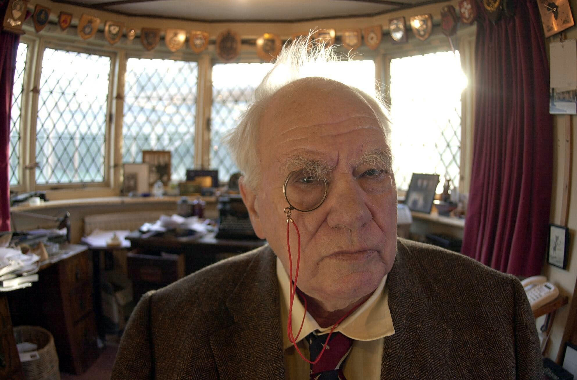British astronomer Patrick Moore dies at 89
