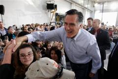 Romney frets Gingrich’s attacks could deflate win