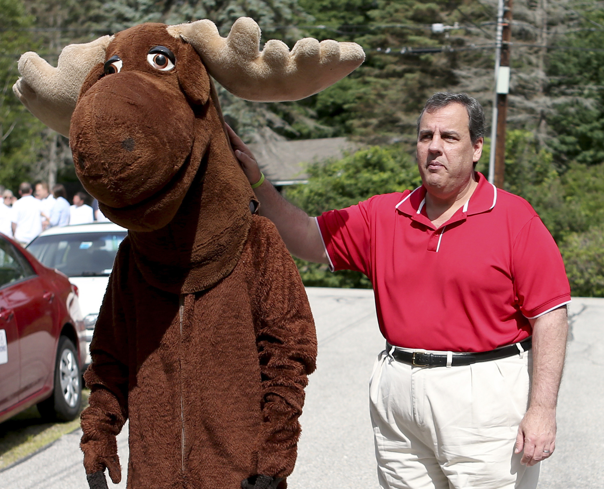 Christie to fundraise by charging supporters $2,700 for photo ops