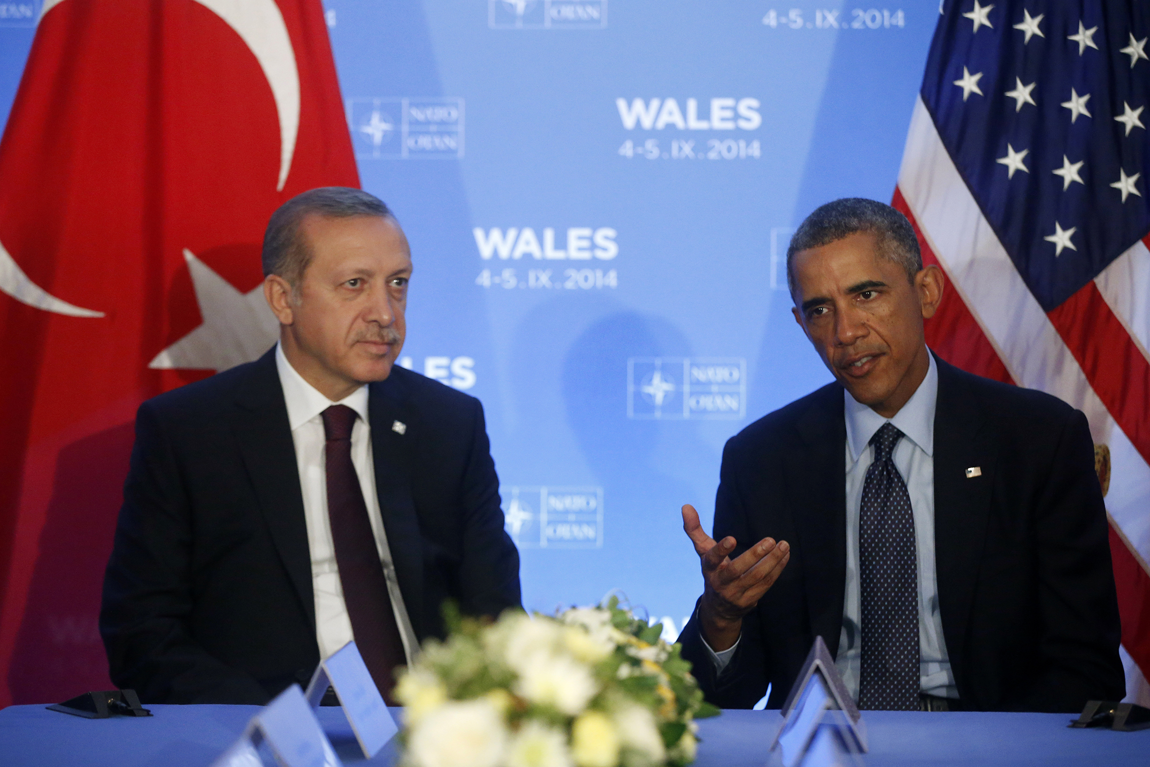 Obama to Turkish rioters: Support democratically elected president