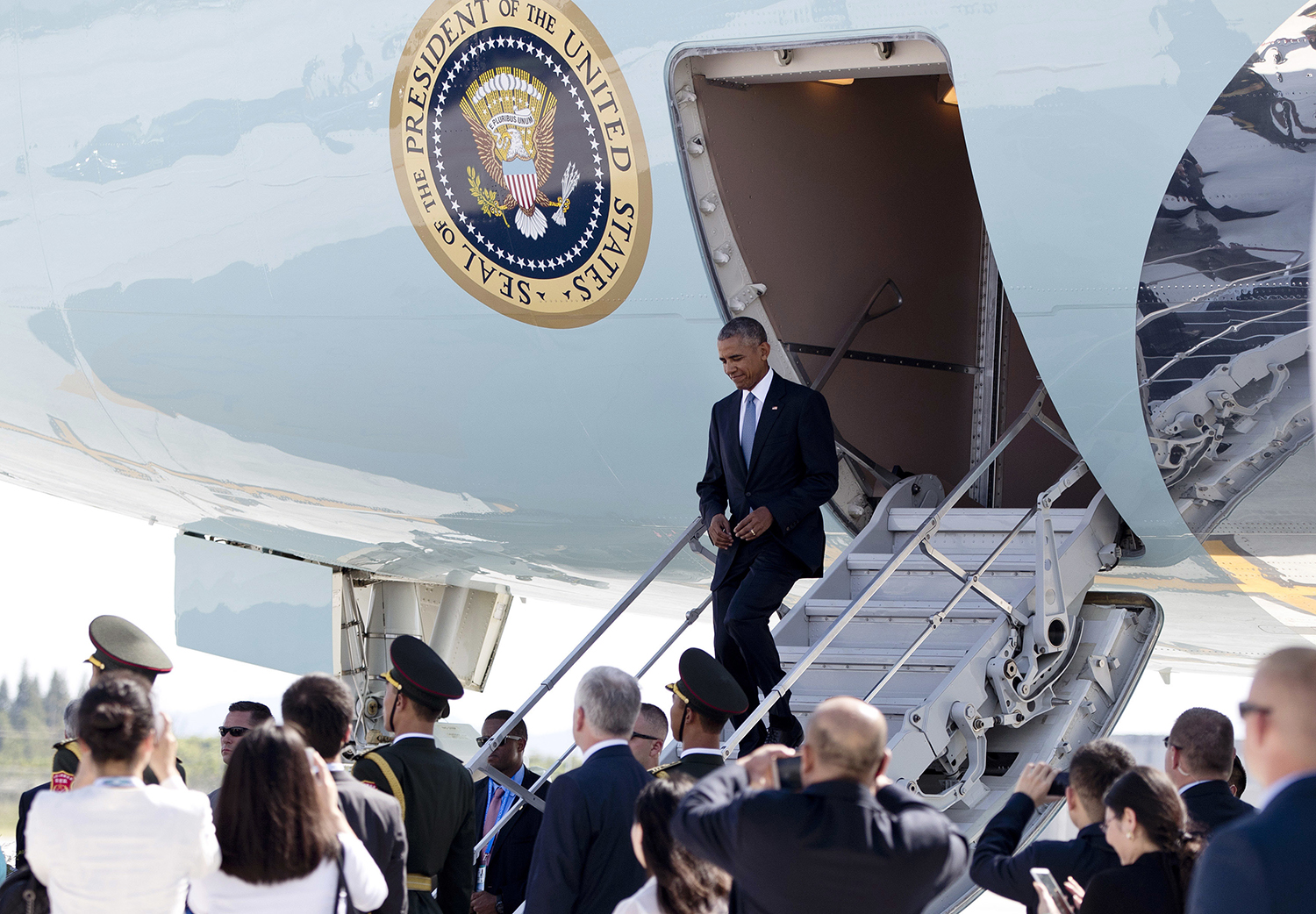 Obama: Air Force One staircase flub in China was ‘overblown’