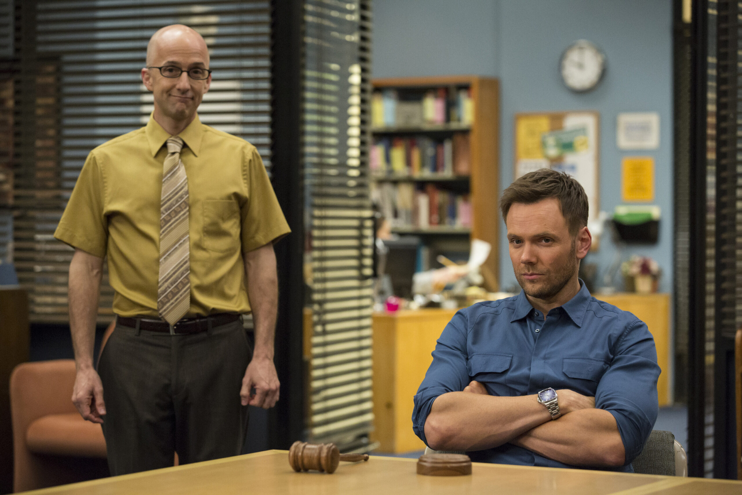 ‘Community’ rebounds with new episodes on Yahoo