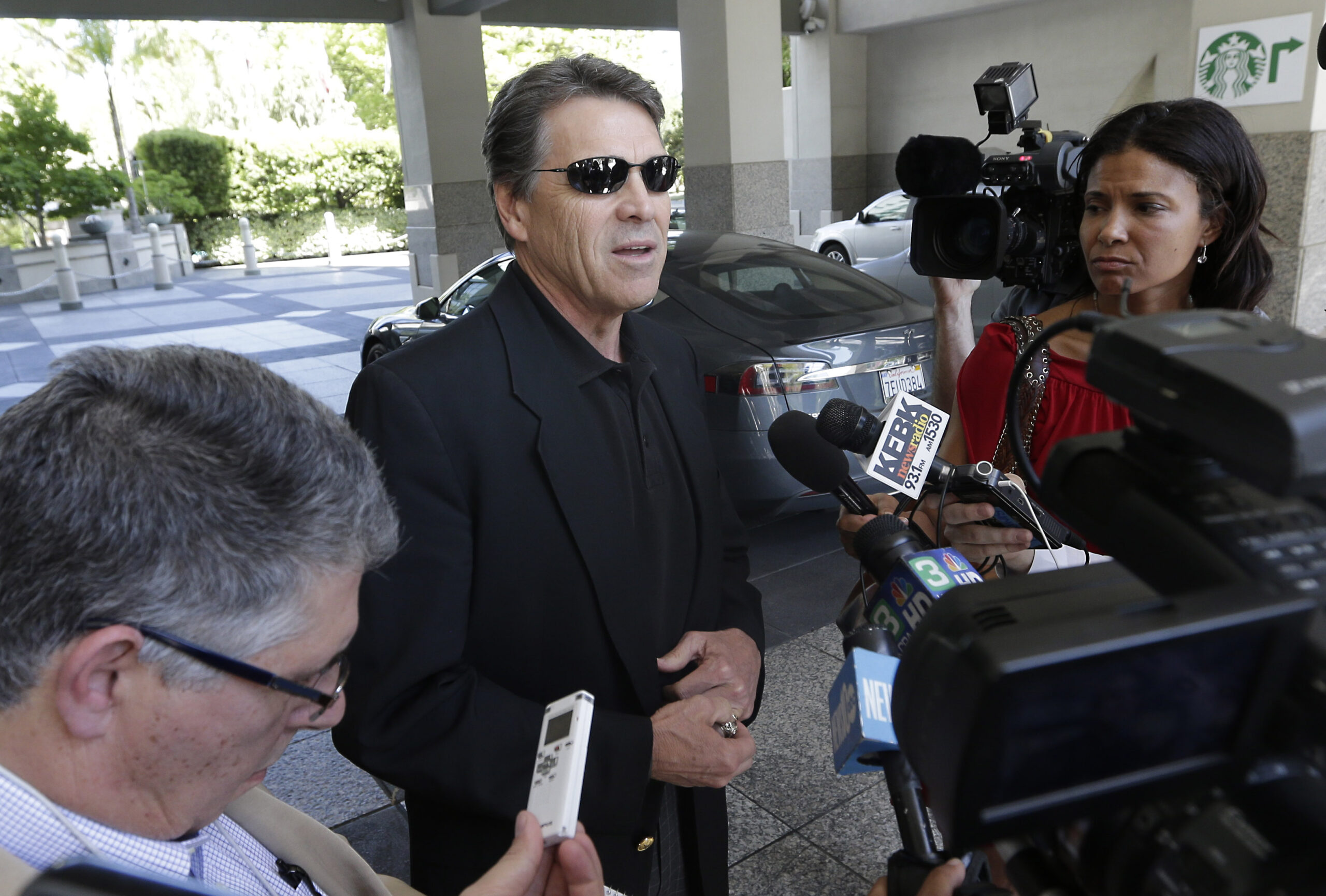 Perry says ‘stepped right in it’ with gay remarks