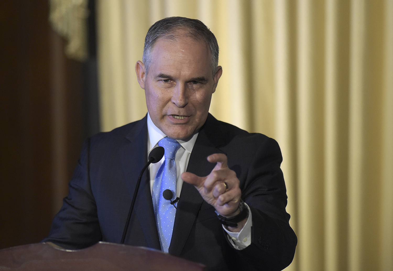 Scott Pruitt wants EPA to have its cake and eat it too