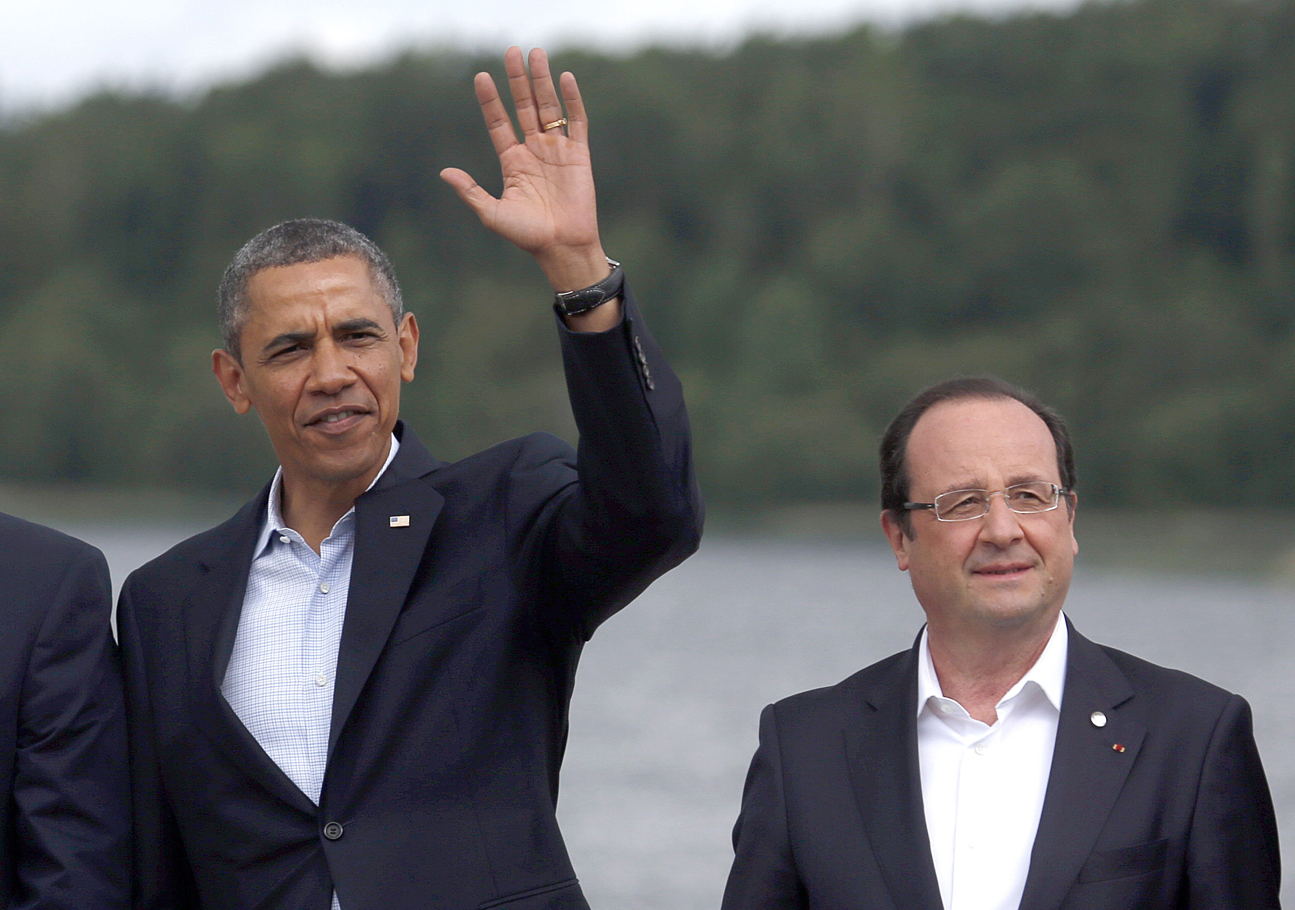 Obama to host French president in February