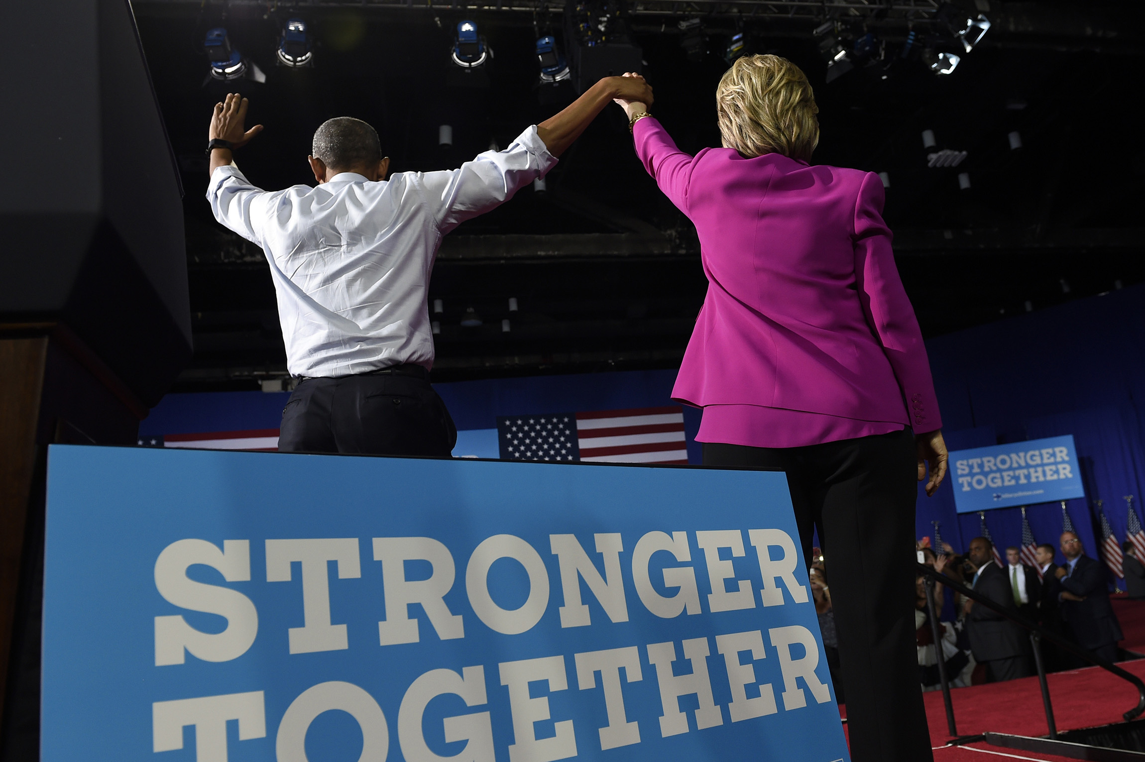 Clinton releases speaker list for Dem convention