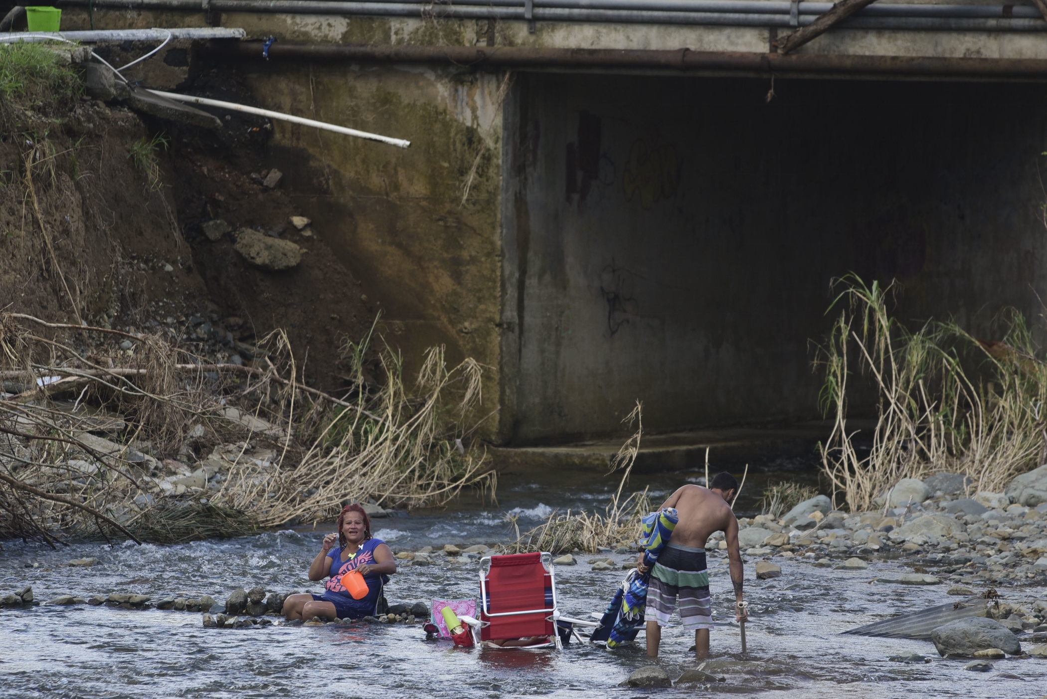 EPA receiving reports of Puerto Ricans scrambling for drinking water from toxic waste sites