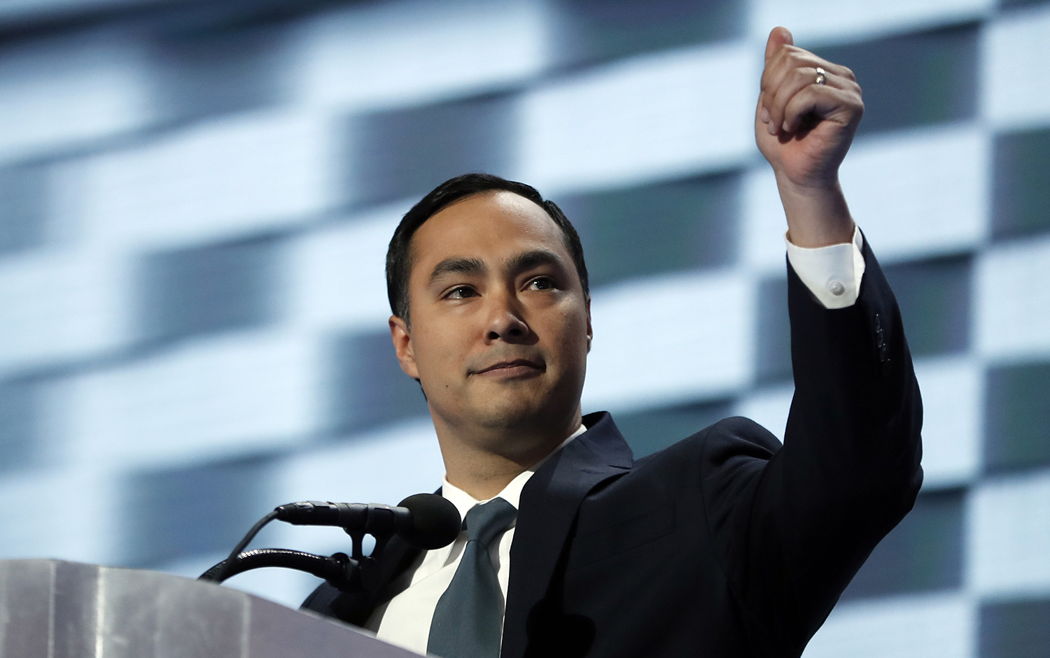 Joaquin Castro hits Trump over Mexican rhetoric in speech