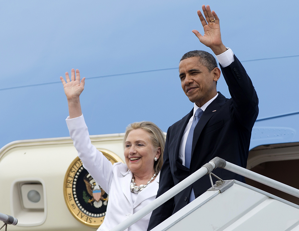 Clinton distances herself from Obama’s ‘awful’ economy