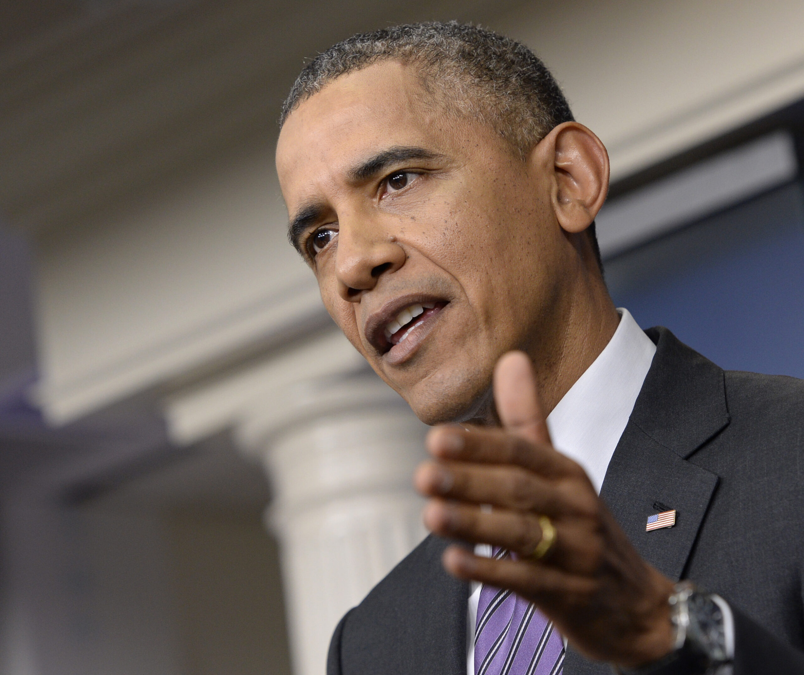 Obama huddles with national security team ahead of speech