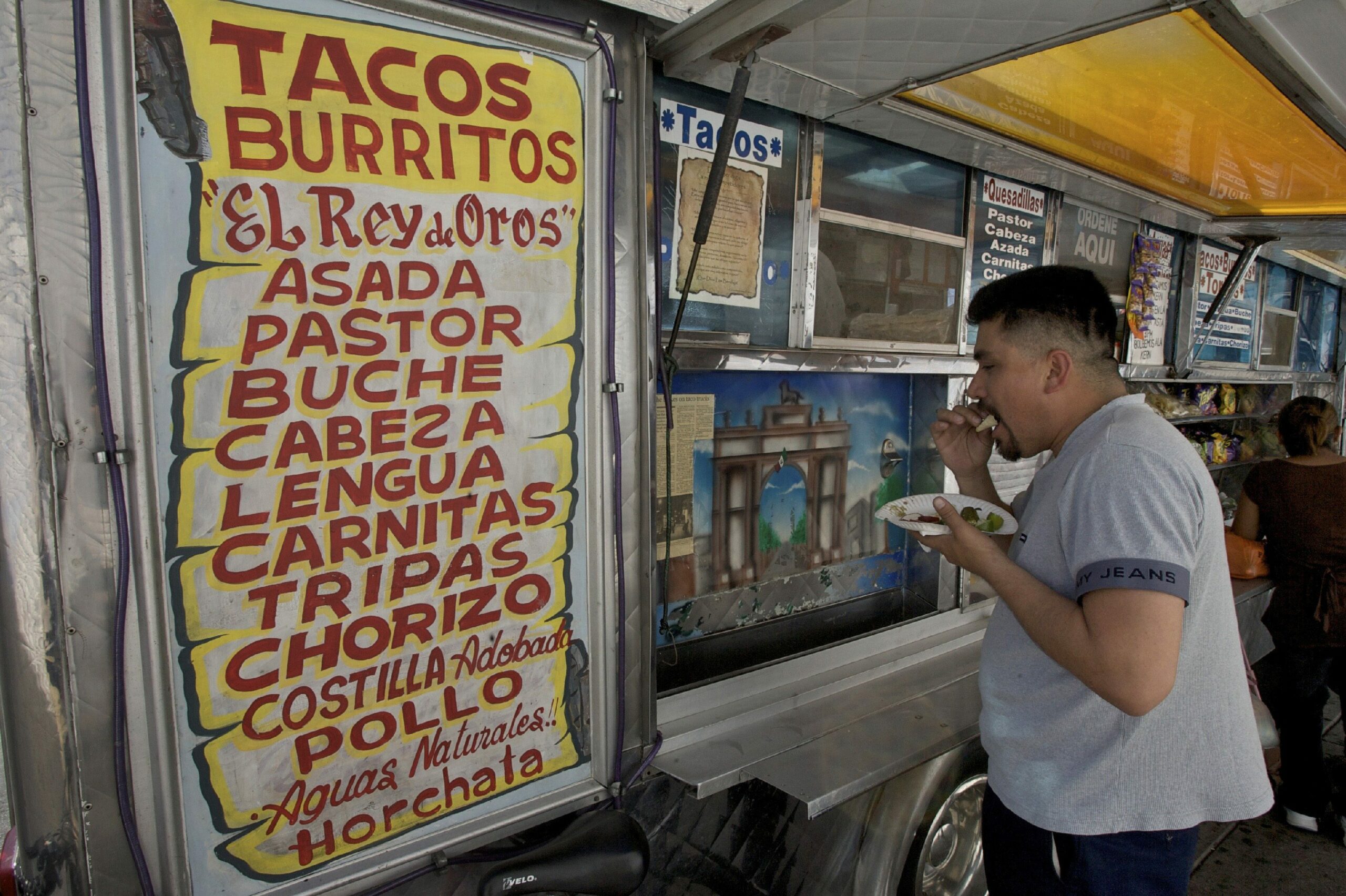 Taco truck tweets fly after warning from Trump surrogate