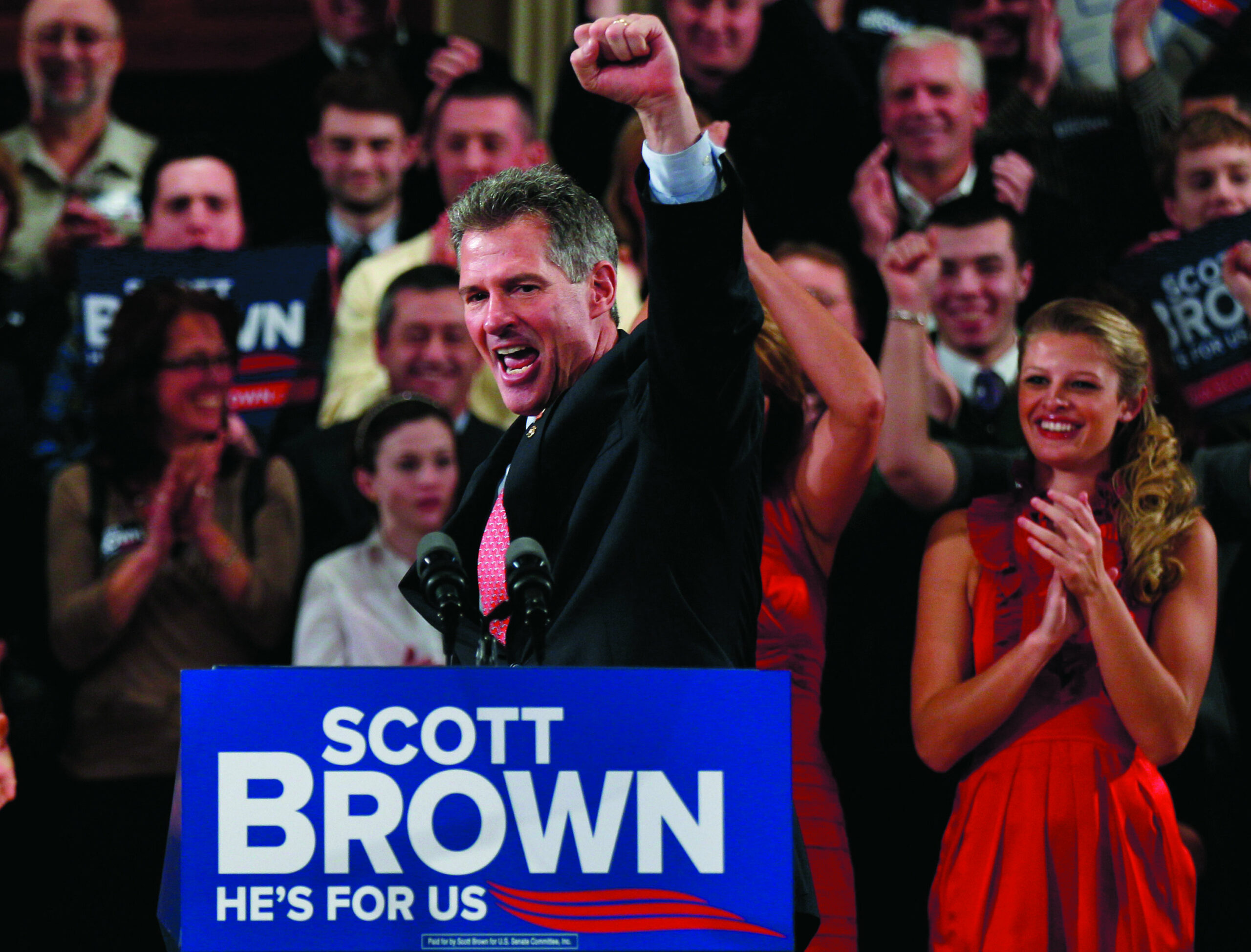 Landscape shifts as Scott Brown eyes another Senate run