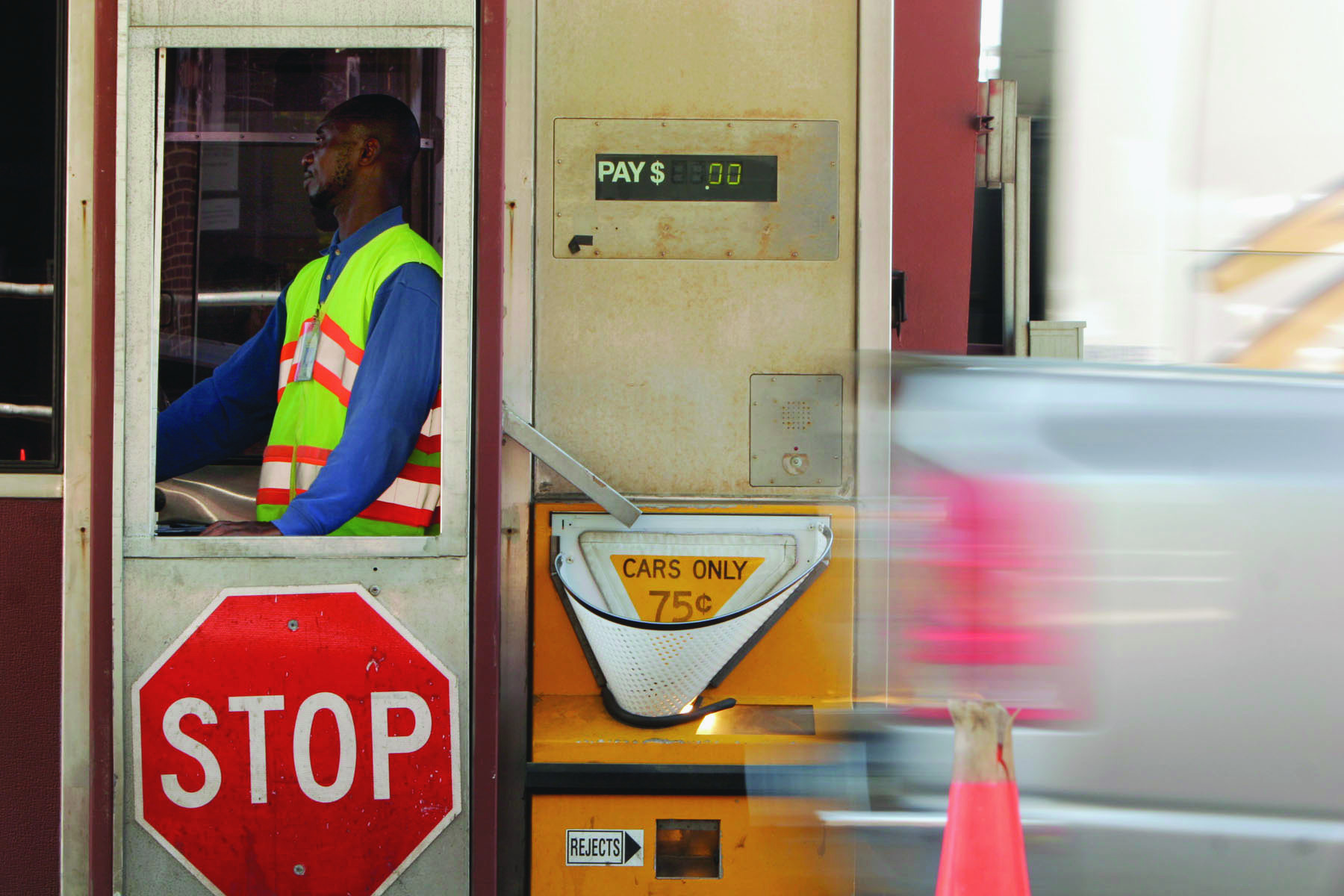 Few violators pay Dulles Toll Road fines
