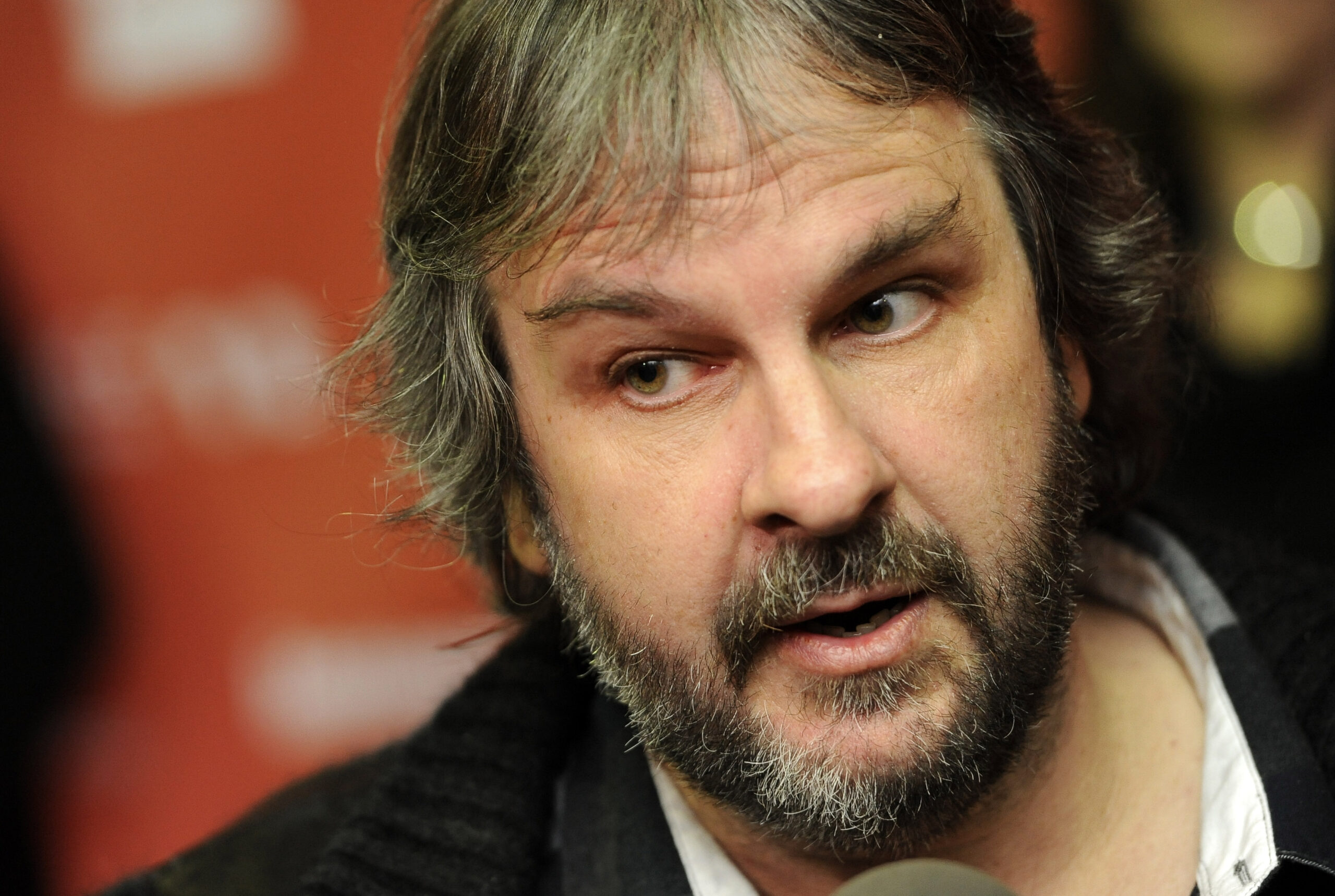 Cost of making ‘Hobbit’ movies up to $745 million