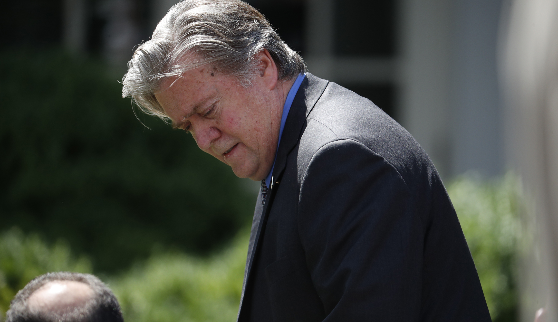 Steve Bannon expresses regret for critical comments about Trump family