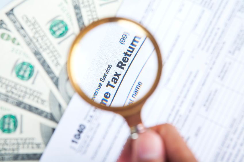 IRS thinks its employees’ income info should be kept away from investigators