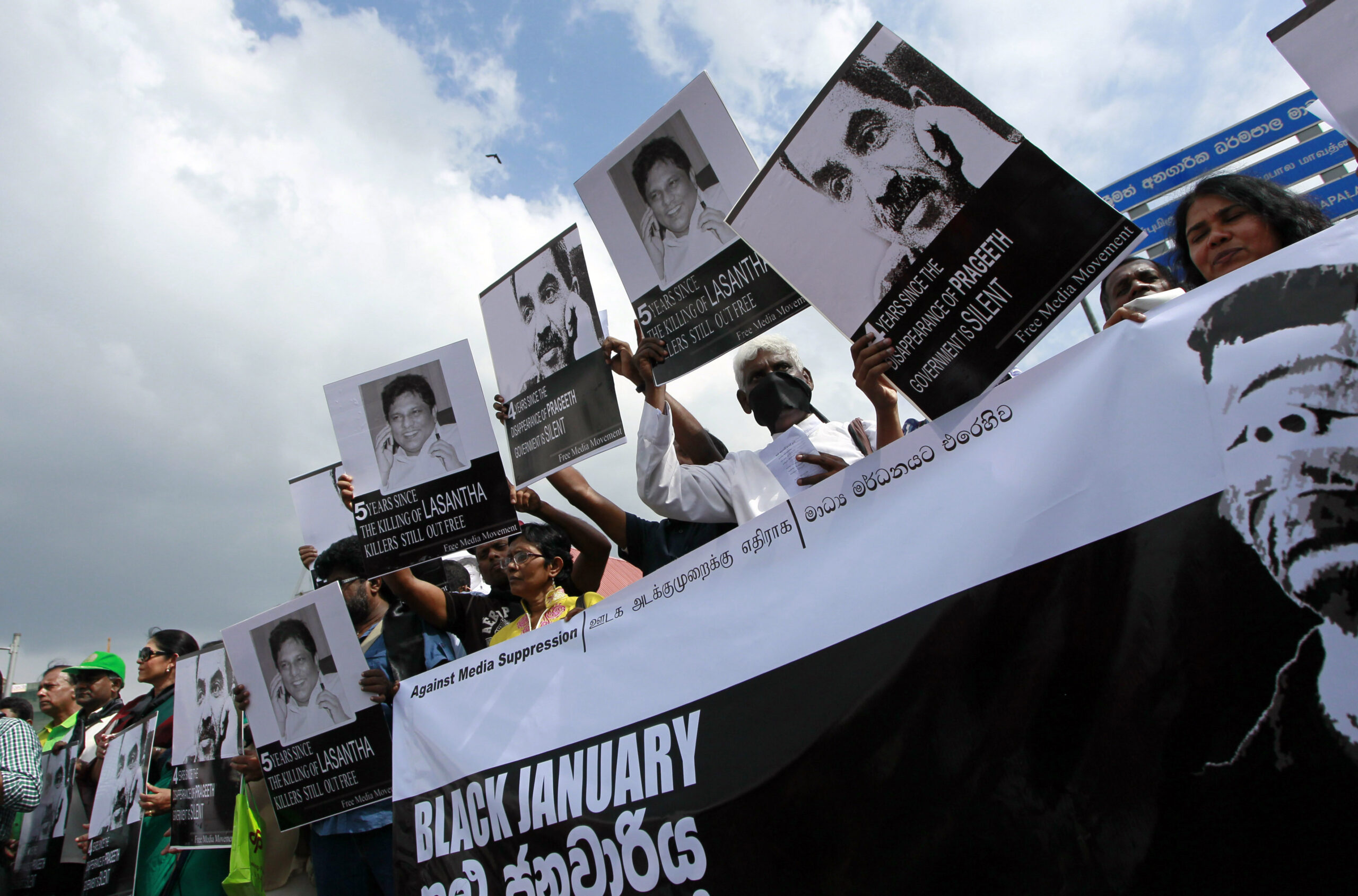 Thousands protest against government in Sri Lanka