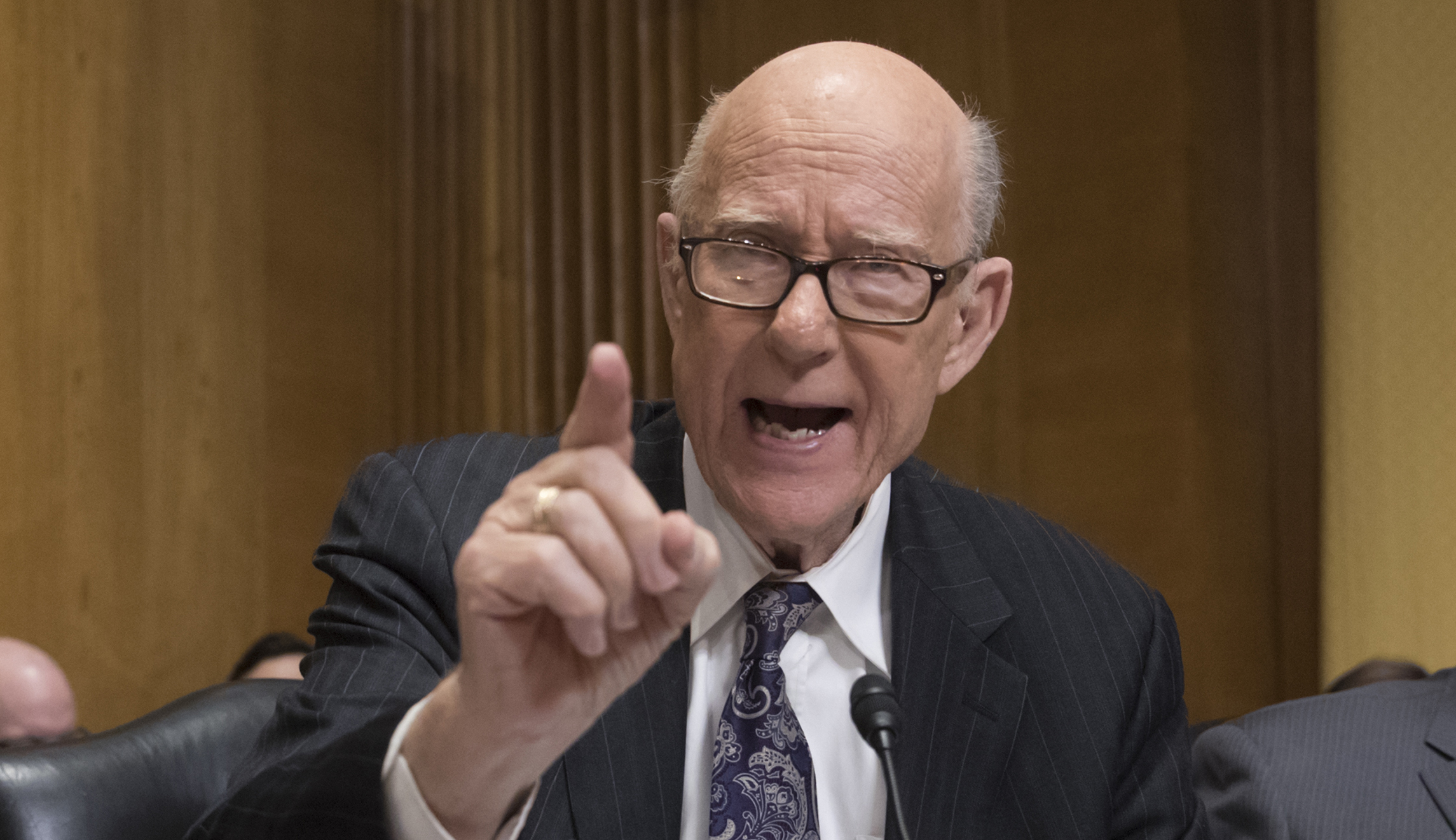 Sen. Pat Roberts: ‘Certainly nobody under 21 should have an AR-15’