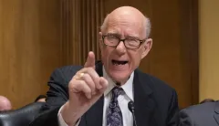 Sen. Pat Roberts: ‘Certainly nobody under 21 should have an AR-15’