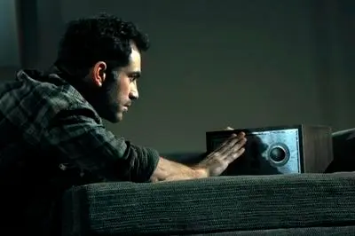 Matthew Worth sings Philip Glass’ ‘Orphee’