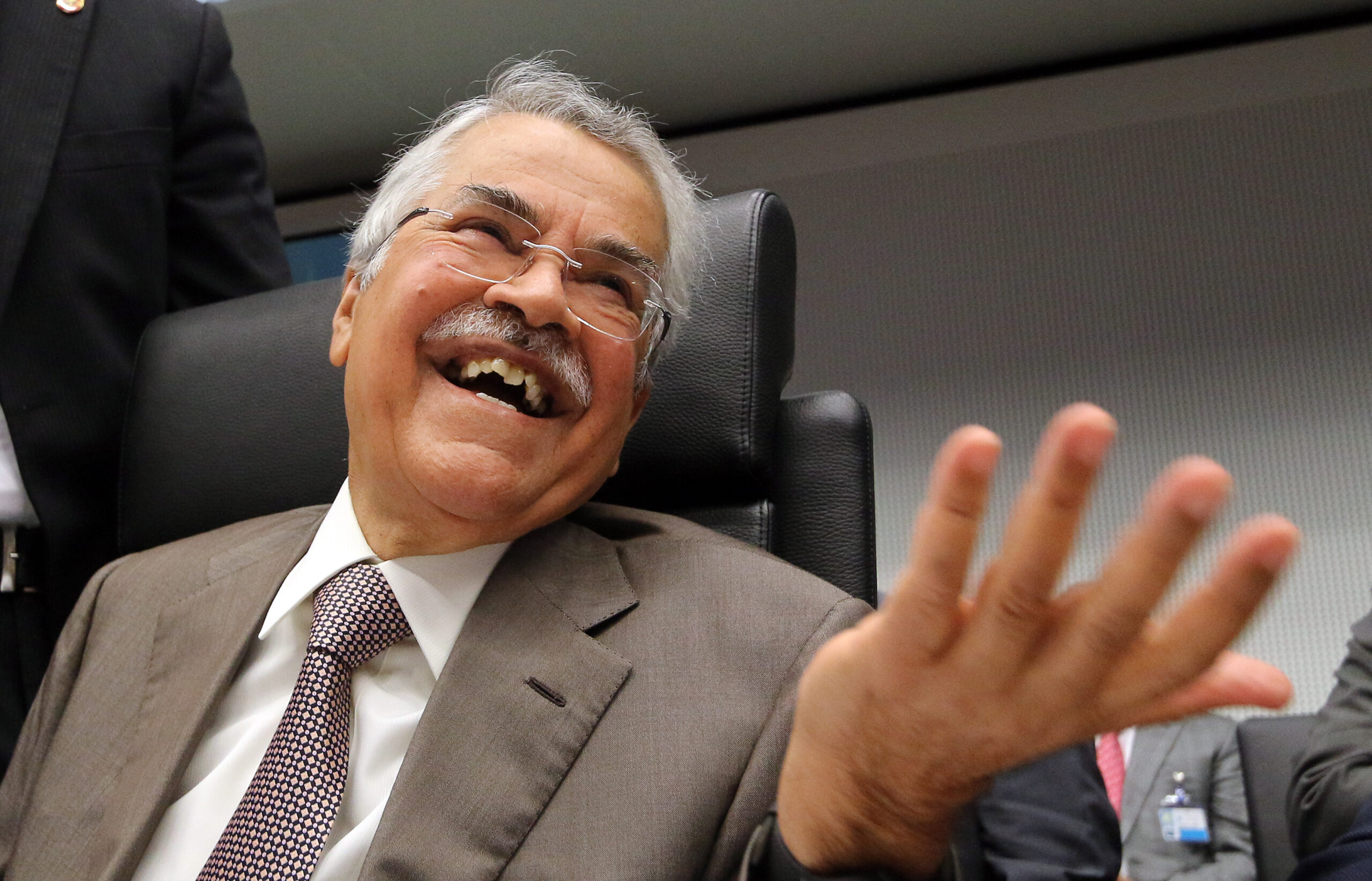 OPEC keeps output target at 30 million barrels